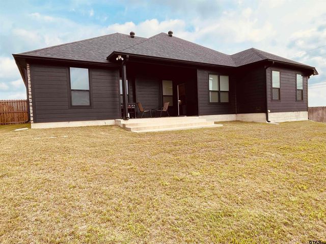 320 Amanda Avenue, Bullard, TX 75757