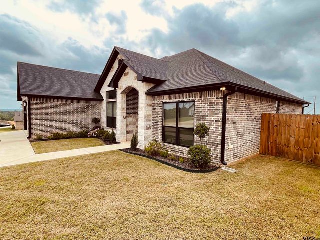 320 Amanda Avenue, Bullard, TX 75757