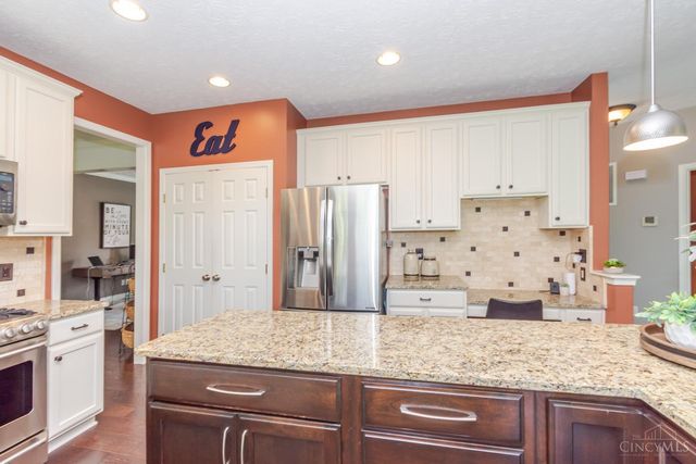1071 Star Valley Court, Washington Twp, OH 45458