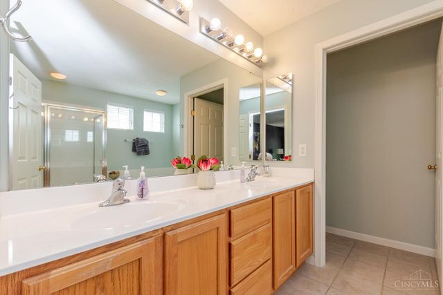 1071 Star Valley Court, Washington Twp, OH 45458