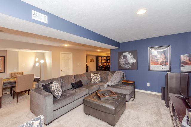 1071 Star Valley Court, Washington Twp, OH 45458