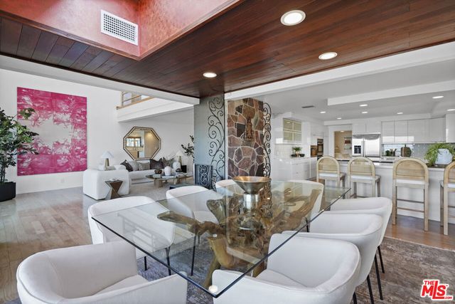 231 Loma Metisse Road, Malibu, CA 90265