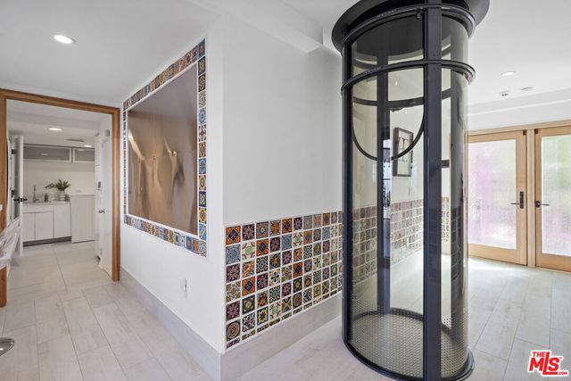 231 Loma Metisse Road, Malibu, CA 90265