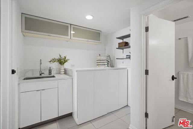 231 Loma Metisse Road, Malibu, CA 90265