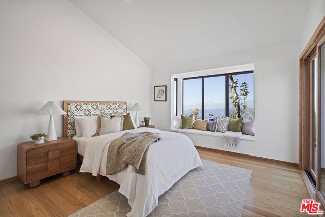 231 Loma Metisse Road, Malibu, CA 90265