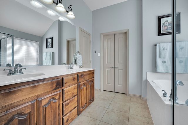 12417 Grey Twig Drive, Fort Worth, TX 76244