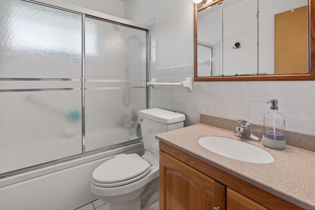 5216 W 110th Street, Bloomington, MN 55437