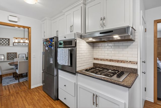 5216 W 110th Street, Bloomington, MN 55437