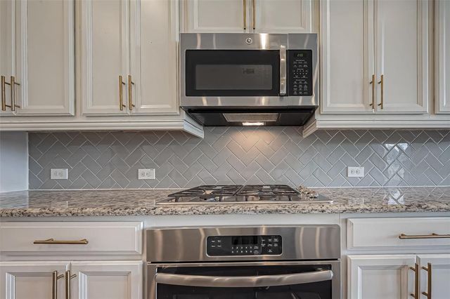 9803 Faulkner Trail, Rosharon, TX 77583