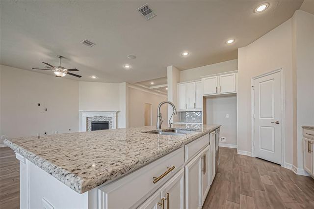 9803 Faulkner Trail, Rosharon, TX 77583