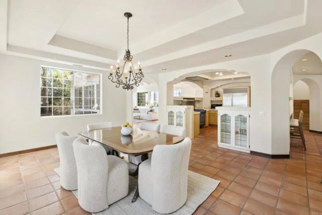 28889 Anderson Court, Escondido, CA 92026