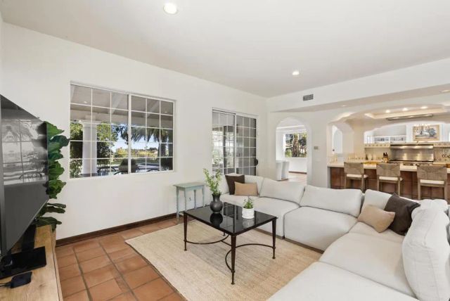 28889 Anderson Court, Escondido, CA 92026