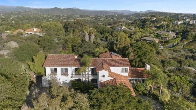 28889 Anderson Court, Escondido, CA 92026