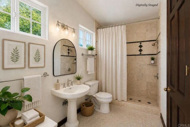 28889 Anderson Court, Escondido, CA 92026