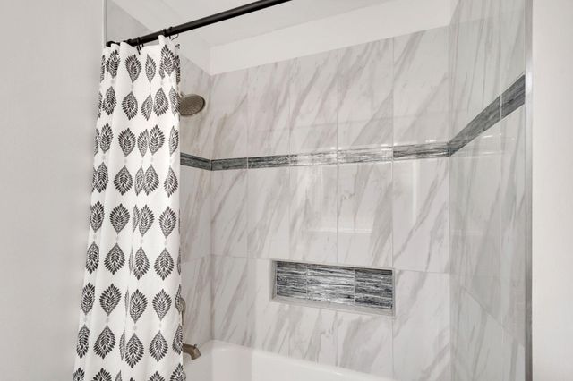 17439 Interlachen Drive NE, Ham Lake, MN 55304