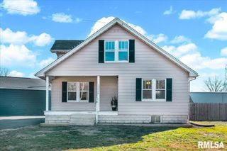 3226 MEADOW Avenue, East Peoria, IL 61611