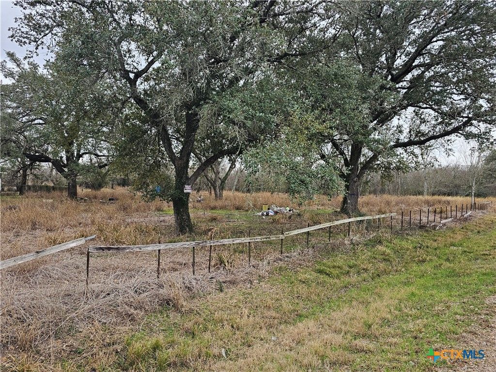 393 Jessica Drive, Victoria, TX 77904