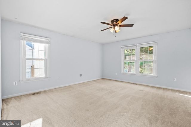25 WHITTINGHAM CIR, Sterling, VA 20165