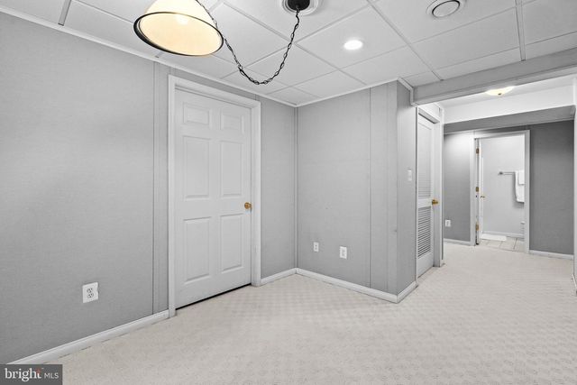 25 WHITTINGHAM CIR, Sterling, VA 20165