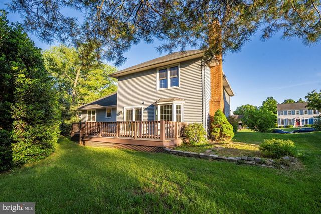 25 WHITTINGHAM CIR, Sterling, VA 20165
