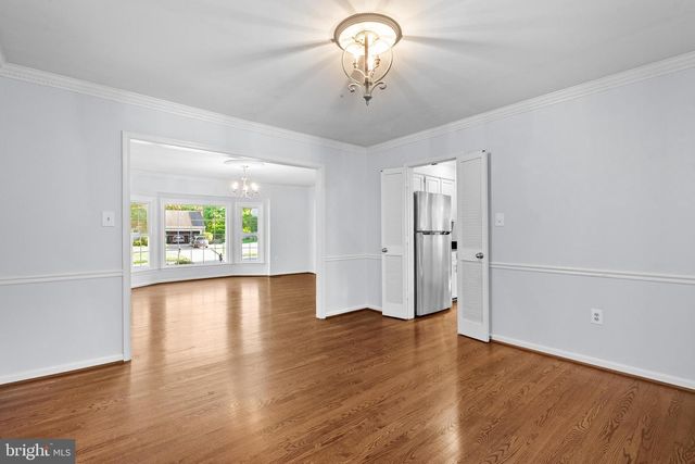 25 WHITTINGHAM CIR, Sterling, VA 20165