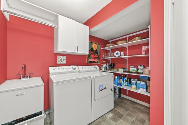 10004 N Holmes COURT, Mequon, WI 53092