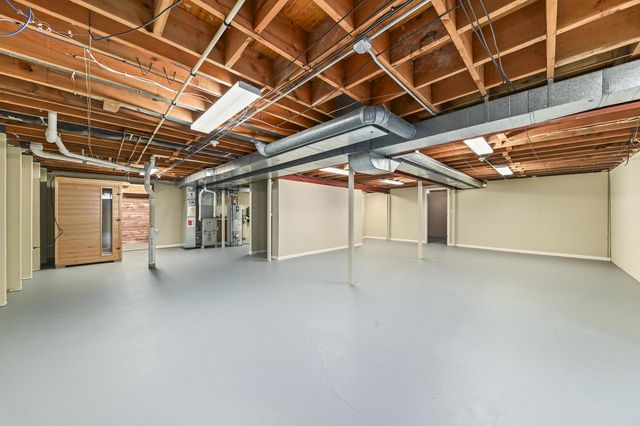 10004 N Holmes COURT, Mequon, WI 53092