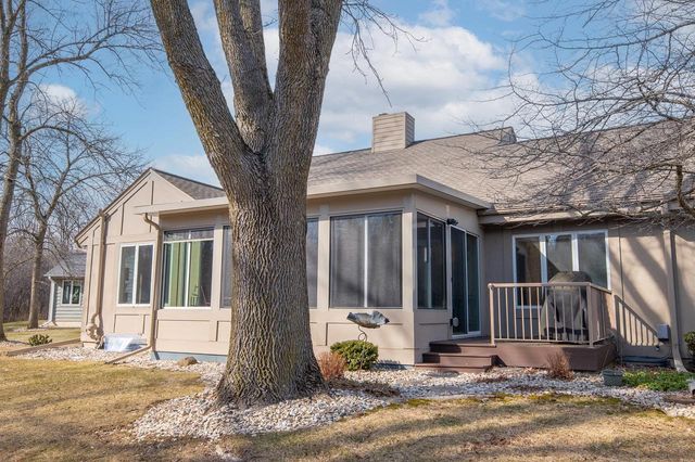 10004 N Holmes COURT, Mequon, WI 53092