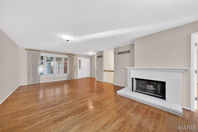 7344 Whitehall Colonial Lane, Affton, MO 63119