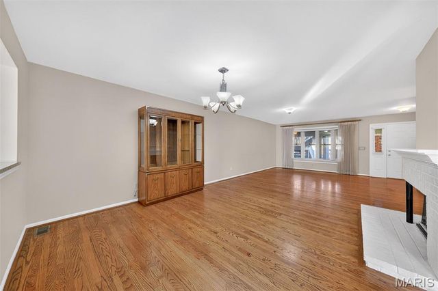 7344 Whitehall Colonial Lane, Affton, MO 63119