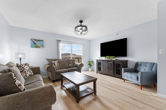 2958 Vineyards Parkway 5, Branson, MO 65616