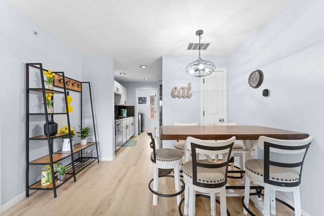 2958 Vineyards Parkway 5, Branson, MO 65616