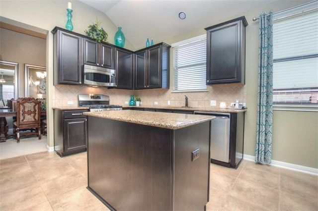 2004 Granite Hill DR, Leander, TX 78641