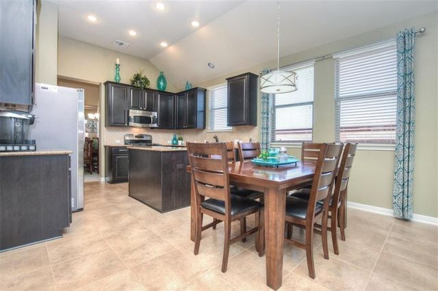 2004 Granite Hill DR, Leander, TX 78641