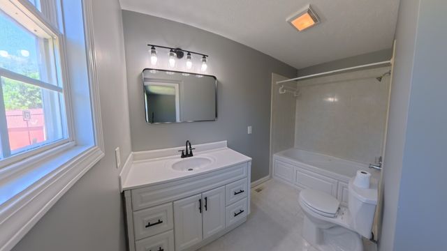 4939 Hopedale Dr, Nashville, TN 37211