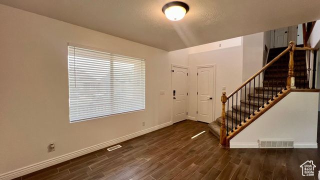 7474 S SUNSET MAPLE DR, West Jordan, UT 84081