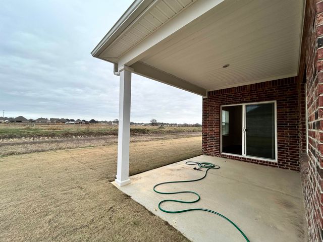 74 Clearwater Drive, Brookland, AR 72417