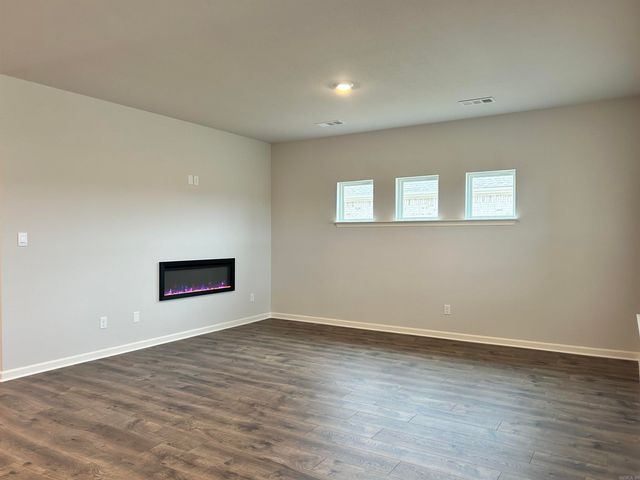 74 Clearwater Drive, Brookland, AR 72417