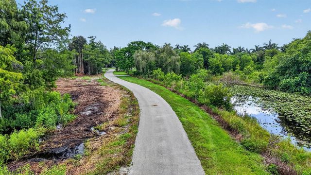2262 Prarieview Drive, Loxahatchee, FL 33470