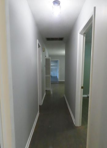 3552 S Franklin Avenue, Springfield, MO 65807