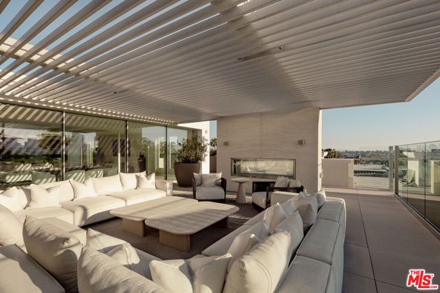 9200 Wilshire Boulevard 504E, Beverly Hills, CA 90212