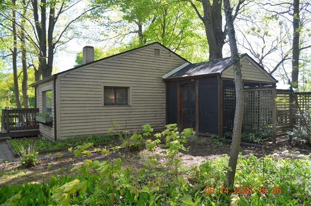 6446 Harrison Street, Coloma, MI 49038