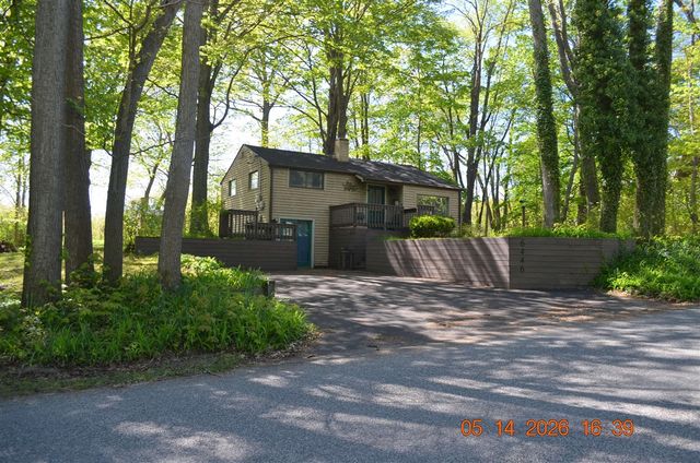 6446 Harrison Street, Coloma, MI 49038