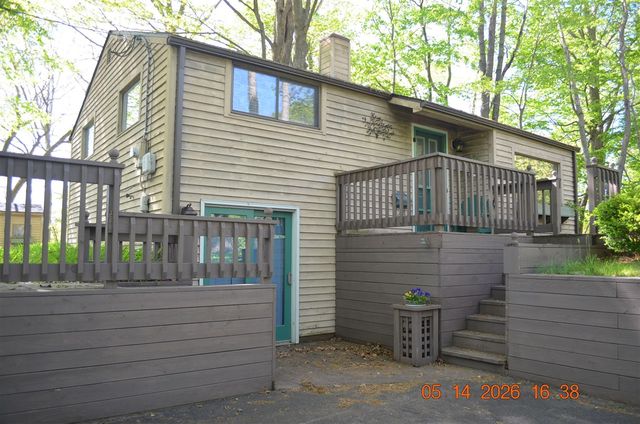 6446 Harrison Street, Coloma, MI 49038