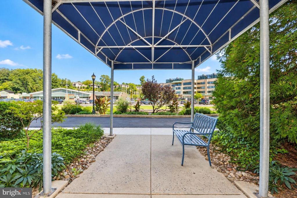1570 THE FAIRWAY #101 EAST, JENKINTOWN, PA 19046 — photo 3