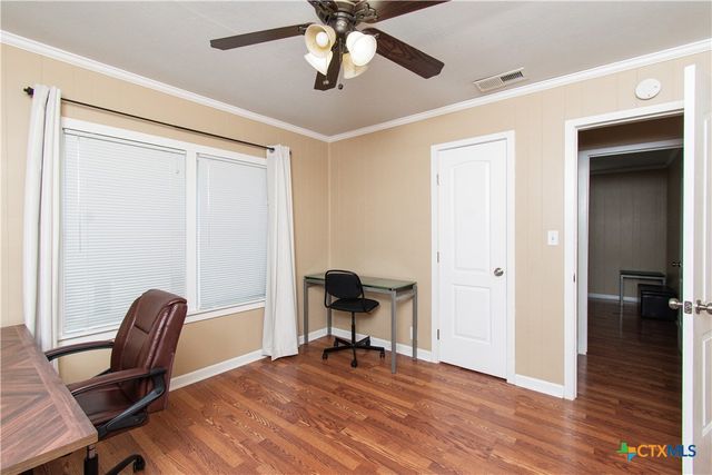 1401 N Penelope Street, Belton, TX 76513