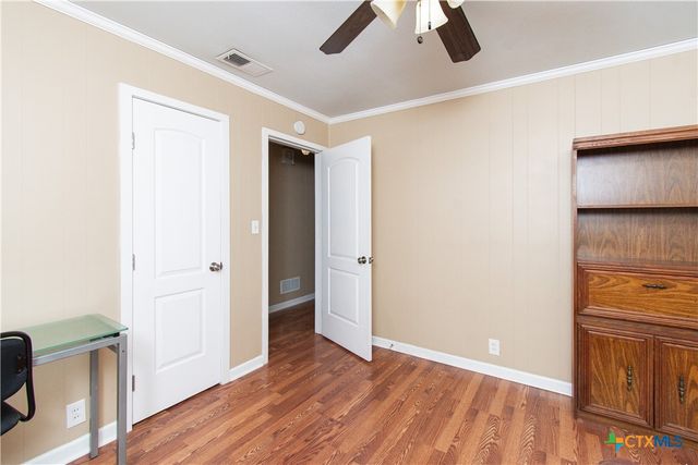 1401 N Penelope Street, Belton, TX 76513