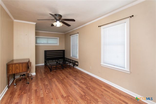 1401 N Penelope Street, Belton, TX 76513