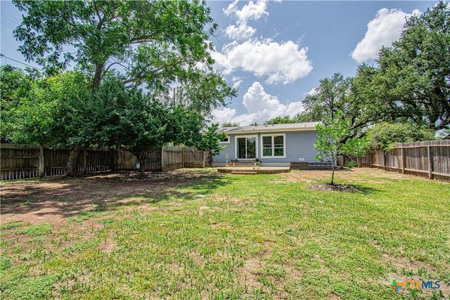 1401 N Penelope Street, Belton, TX 76513