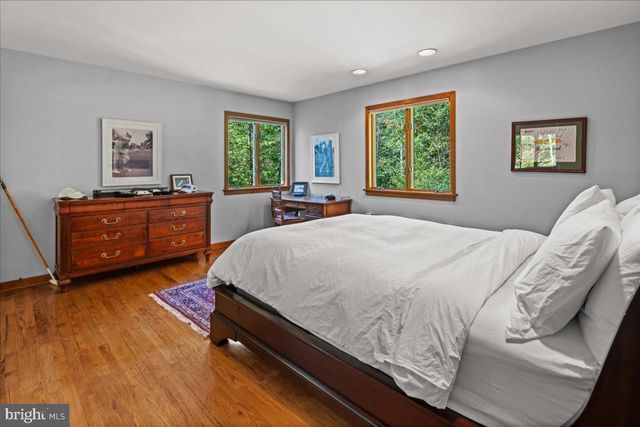 1005 STUART RD, Princeton, NJ 08540